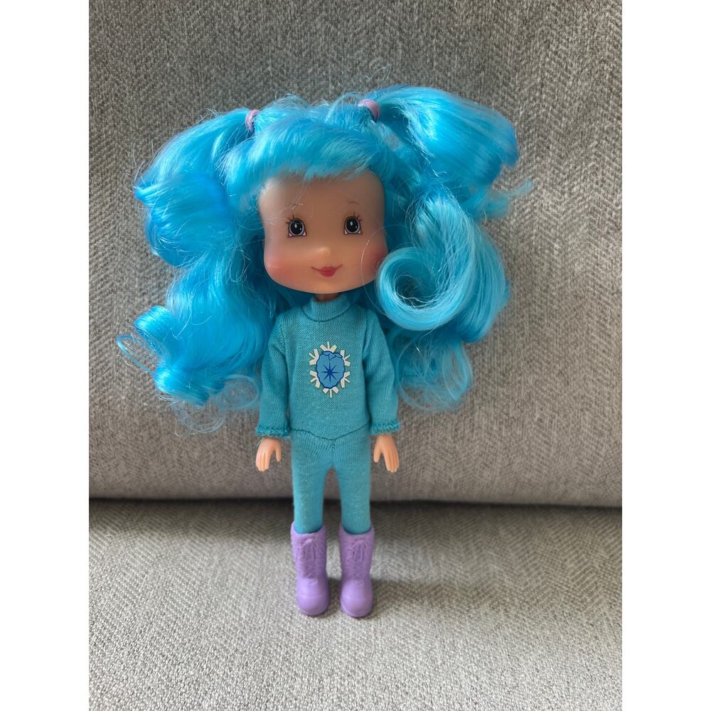 Vtg Strawberry Shortcake Doll Blueberry Muffin 2006 Blue Snowsuit Purple Boots